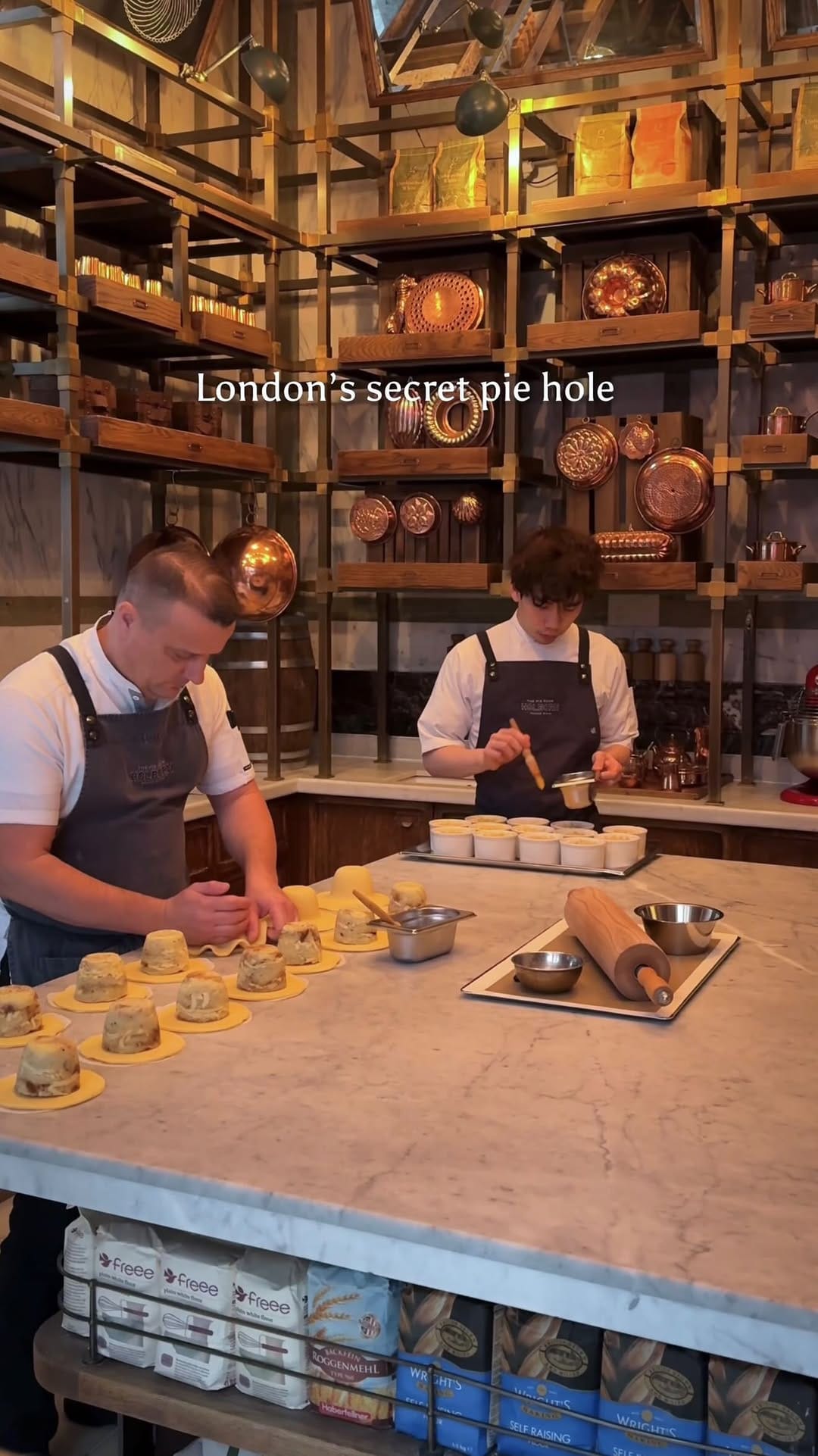 Post 2 by GIOACCHINO RUSSO | LONDON | UK on Instagram (video)