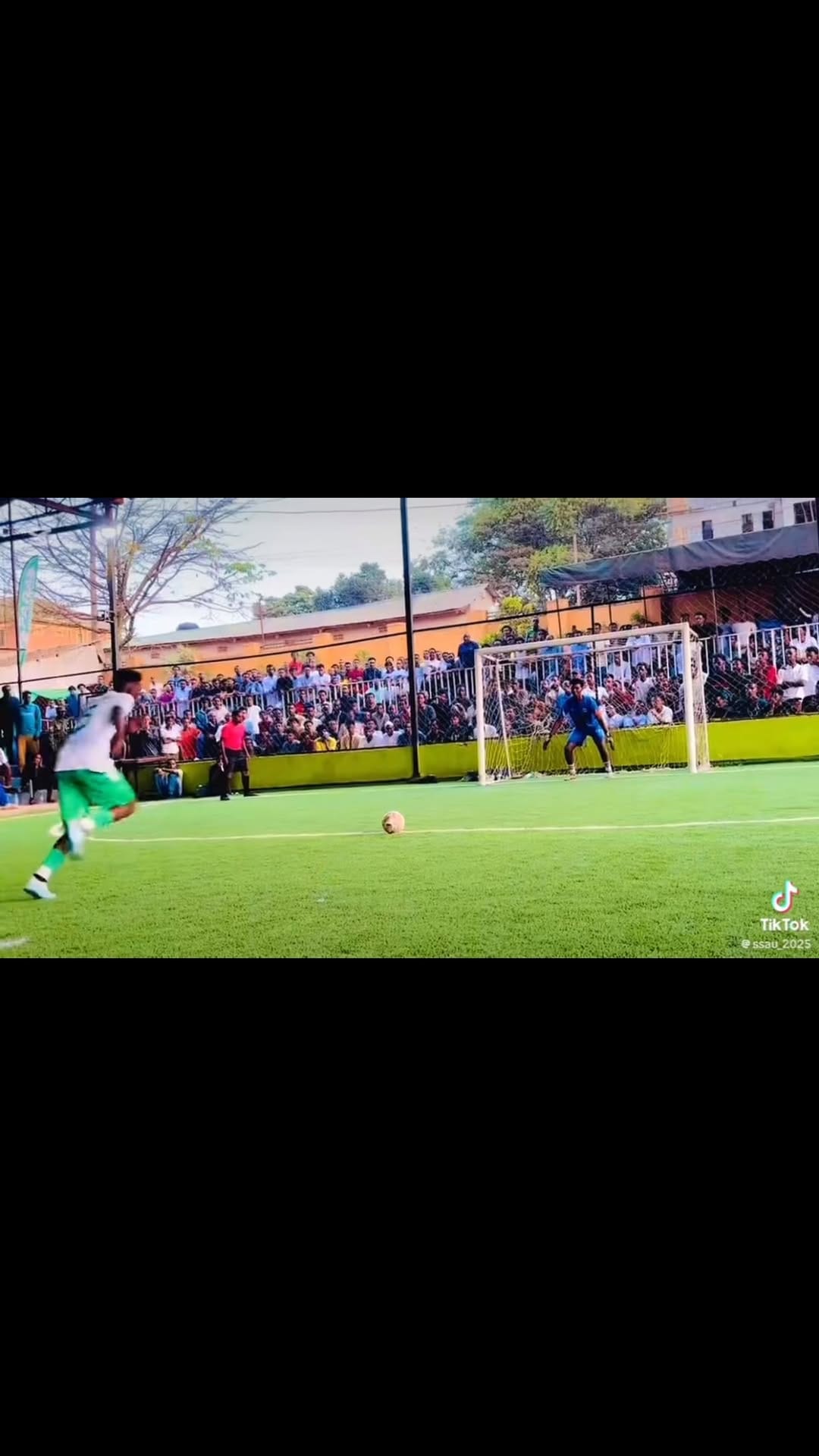 Post 6 by 15🧾 on Instagram (video)