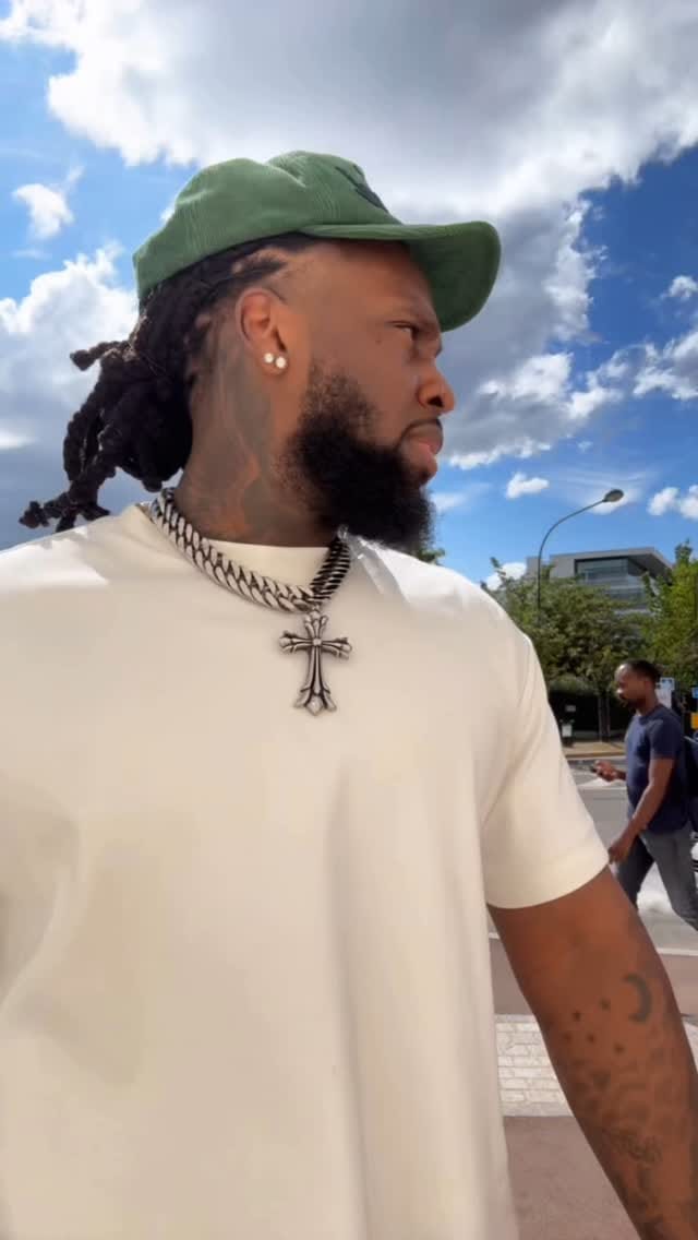 Post 8 by Saint Lord⚡️ on Instagram (video)