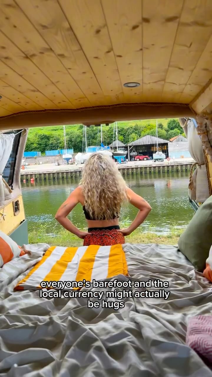 Post 10 by Lana Hartley on Instagram (video)