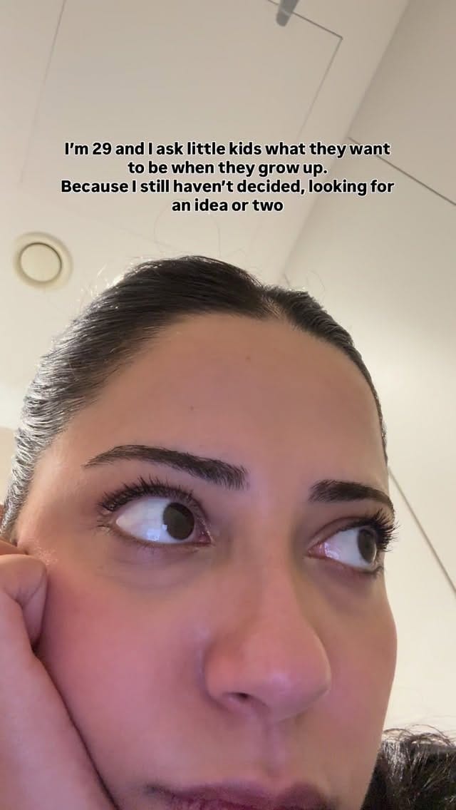 Post 5 by Esra Akyüz on Instagram (video)