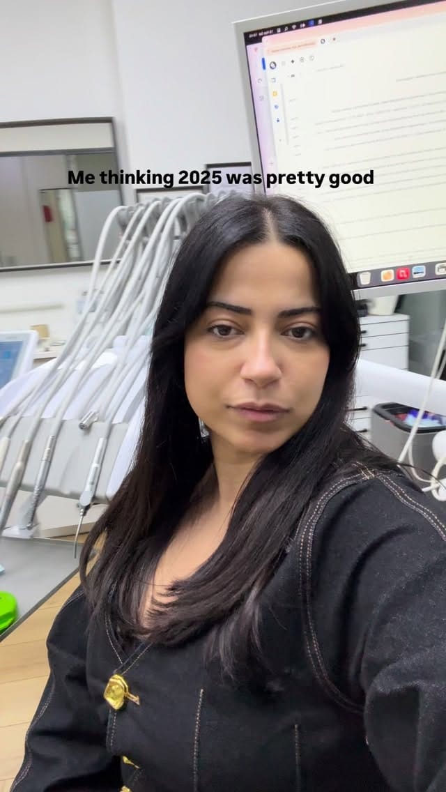 Post 2 by Esra Akyüz on Instagram (video)
