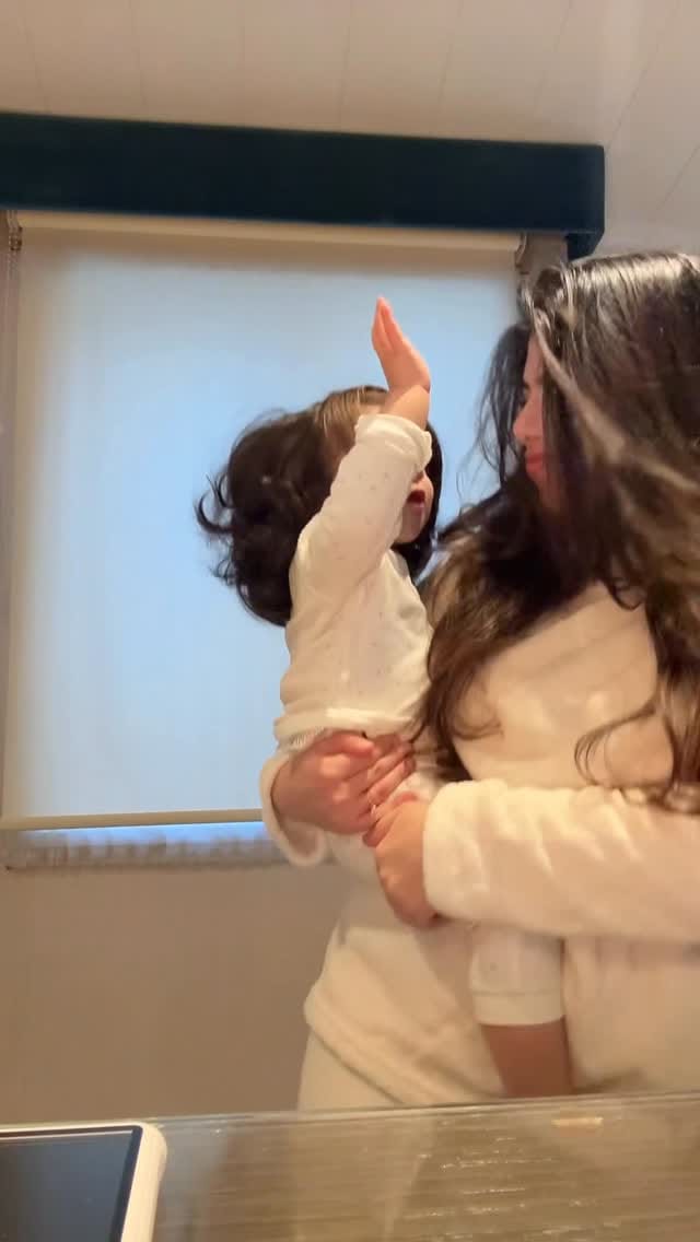 Post 7 by Liyana’s world | Hadjer Harizi on Instagram (video)