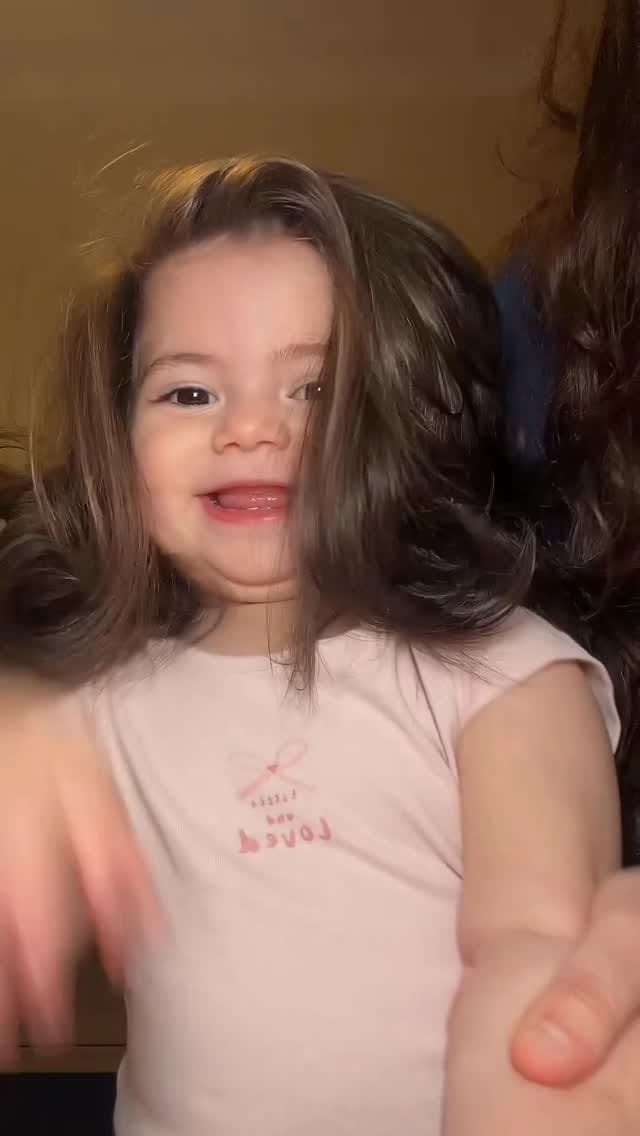 Post 3 by Liyana’s world | Hadjer Harizi on Instagram (video)