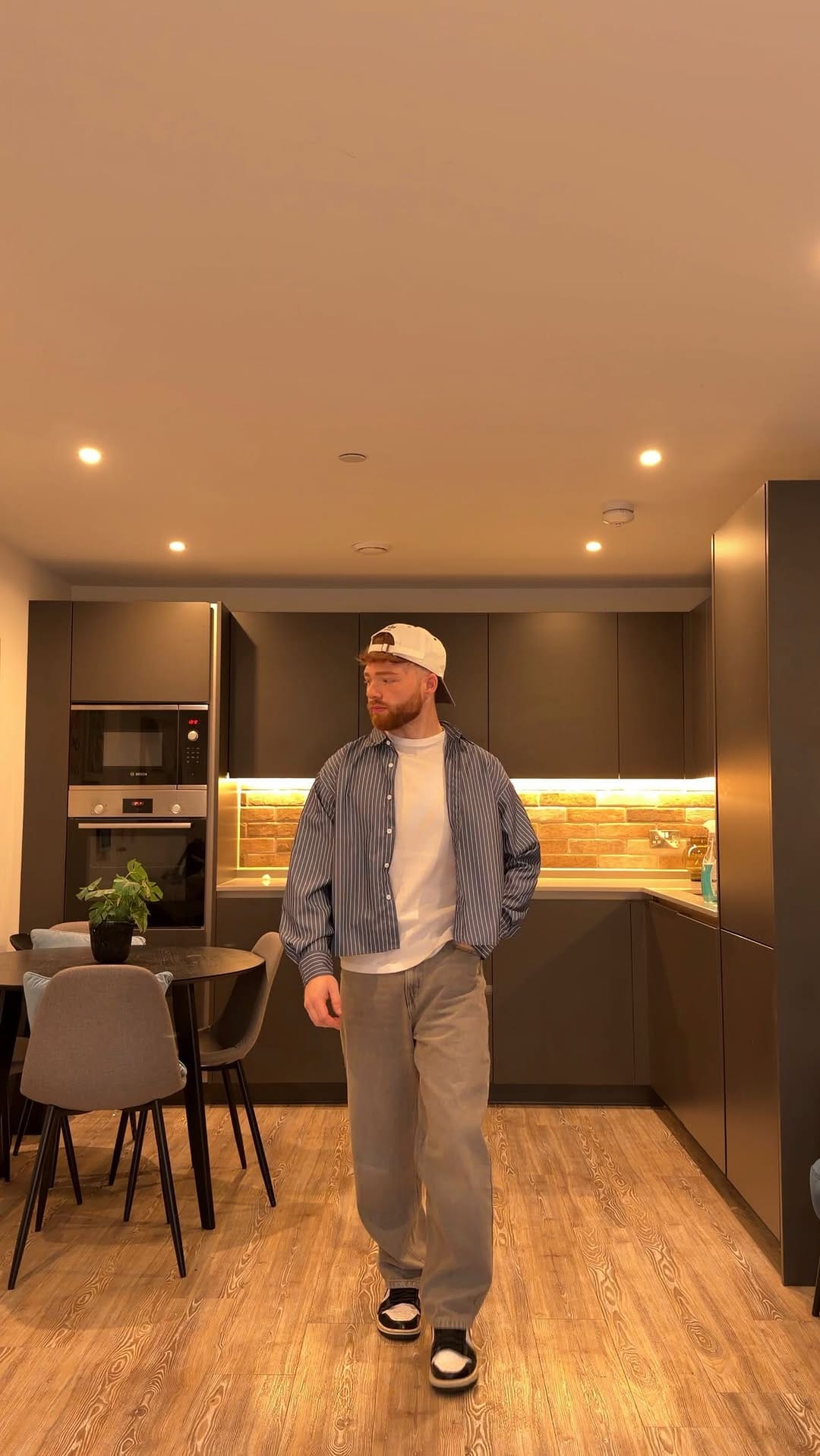 Post 1 by Ross Bester on Instagram (video)