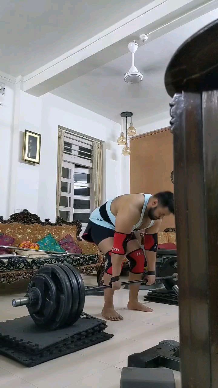Post 10 by Shivanjan Srivastava on Instagram (video)