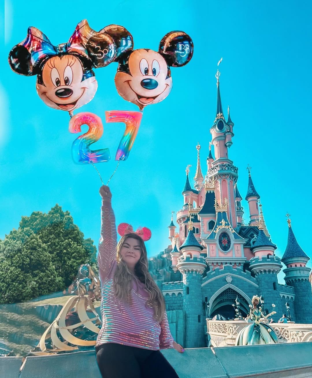 Post 7 by Emma 🪩💫🎀✨💓 on Instagram (carousel)