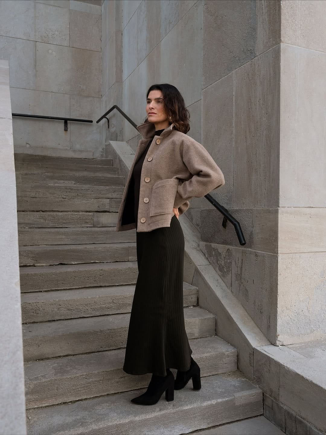 Post 6 by Modern Sunday the Label on Instagram (carousel)