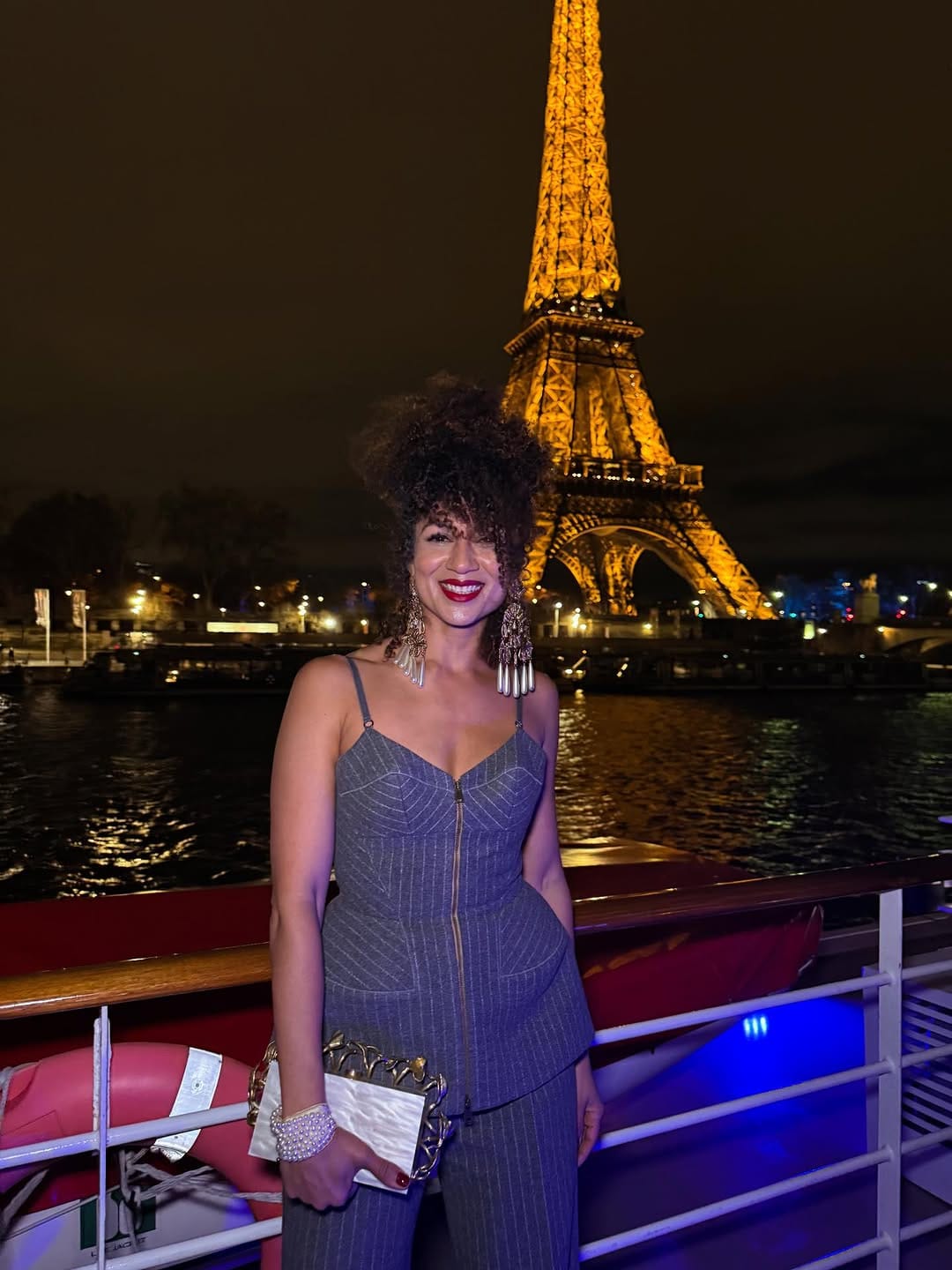 Post 4 by ANTONIA FIFI on Instagram (carousel)