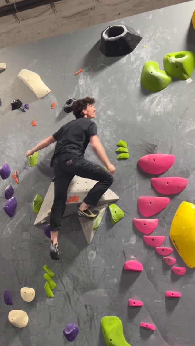 Post 3 by MetroRock - Everett, MA on Instagram (video)