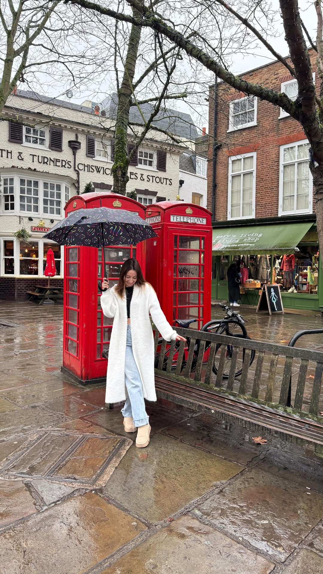 Post 4 by UGC CREATOR|| BRAND AMBASSADOR on Instagram (video)