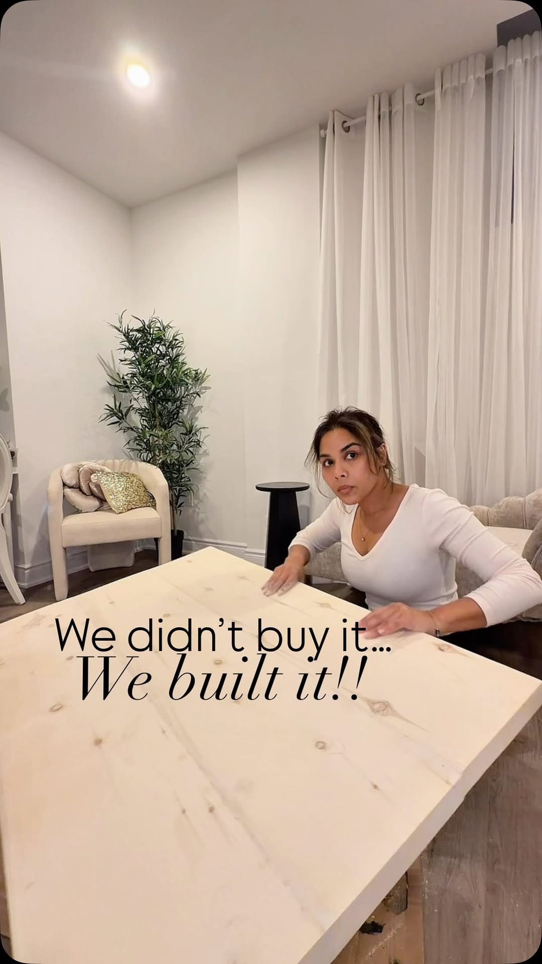 Post 10 by Shamia Dewan on Instagram (video)