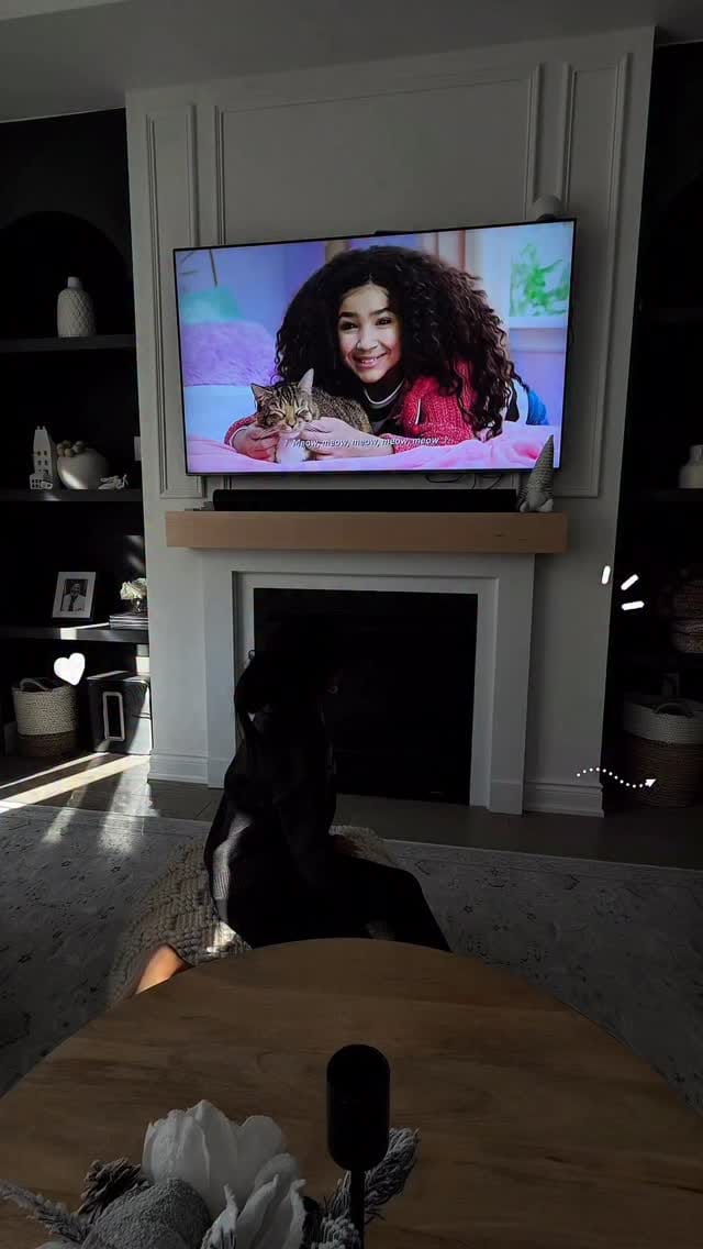 Post 8 by Shamia Dewan on Instagram (video)