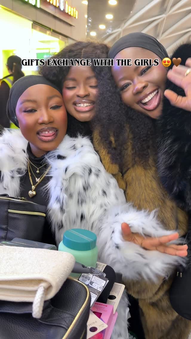 Post 9 by Wumi on Instagram (video)