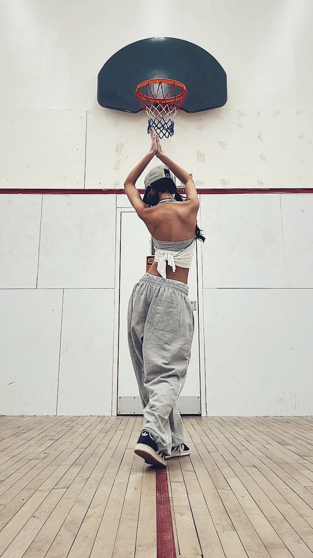 Post 5 by ★ｚOｅ★ TEEN STYLE content creator on Instagram (video)