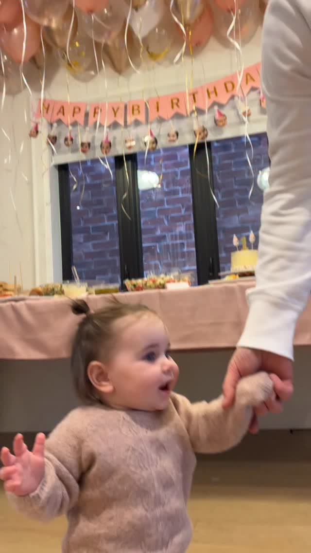 Post 7 by Jaclyn Ben-ezra on Instagram (video)