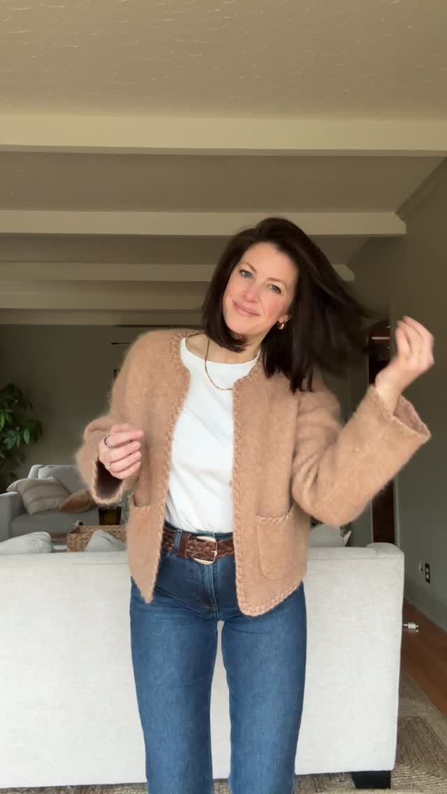 Post 1 by Katie-Rose Decoeli on Instagram (video)