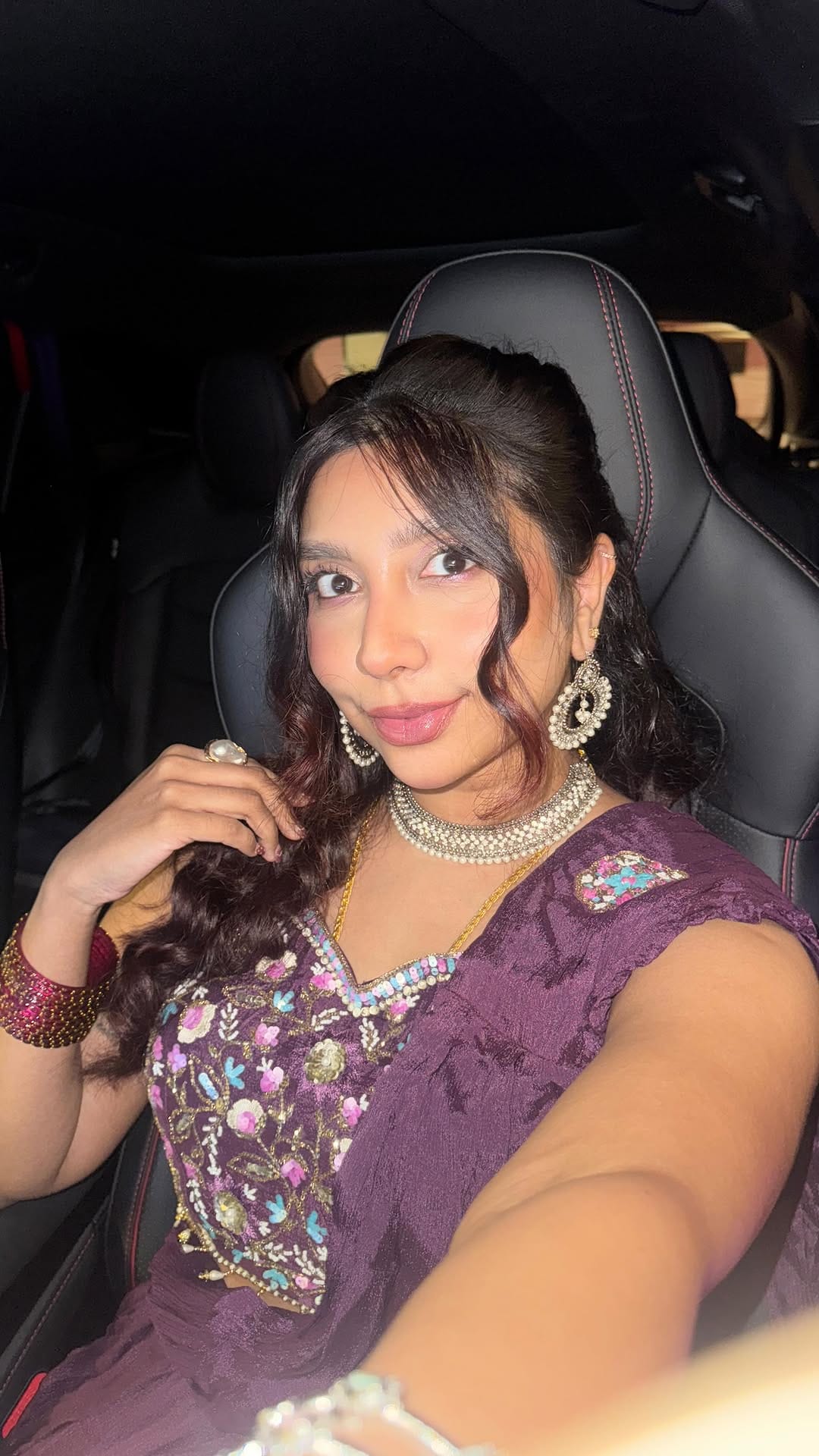 Post 3 by Tiffany Fernando on Instagram (video)