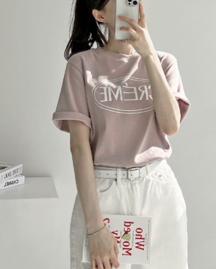 Post 9 by Korean Fashion in Van🇨🇦🇰🇷 on Instagram (carousel)