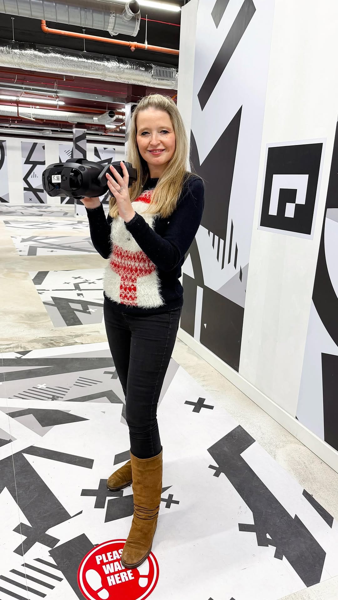Post 2 by Sophie Herbert on Instagram (video)