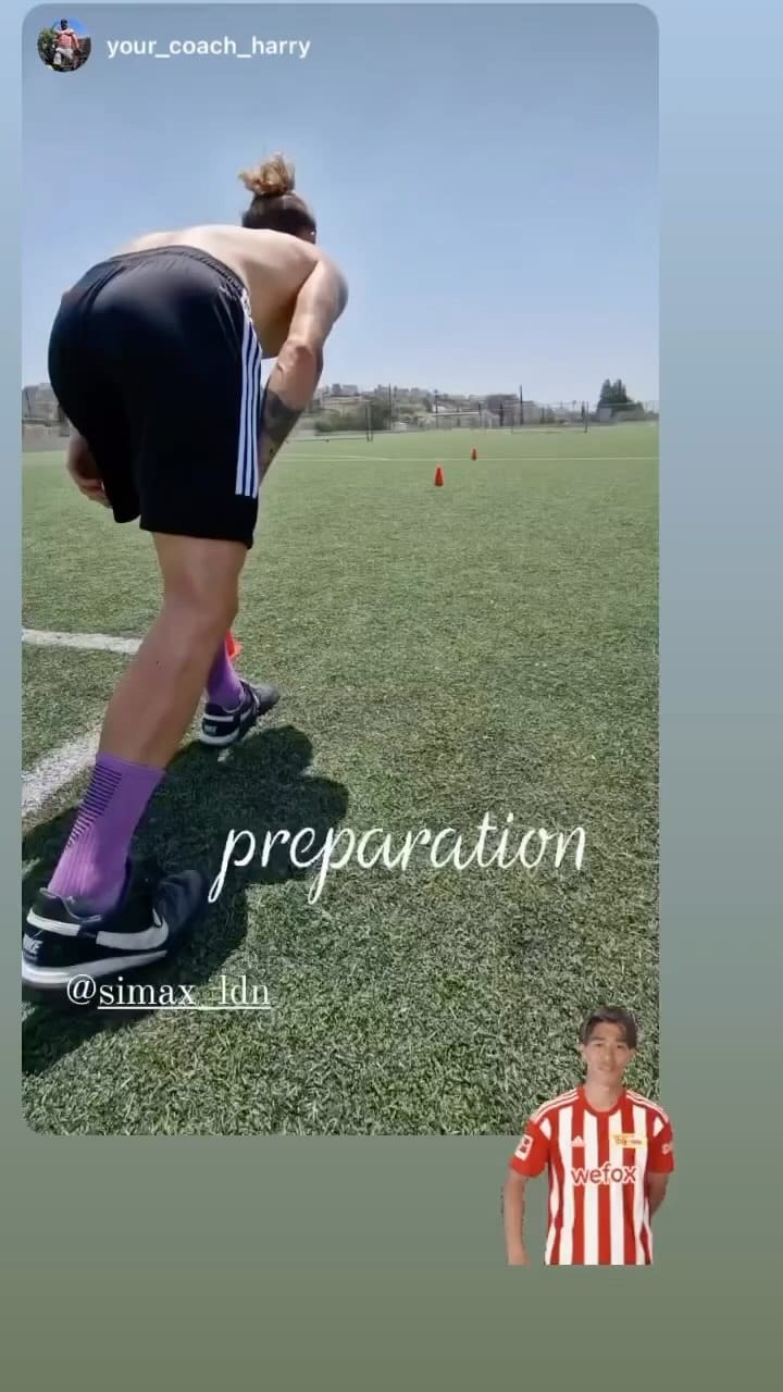Post 5 by S I M A X on Instagram (video)