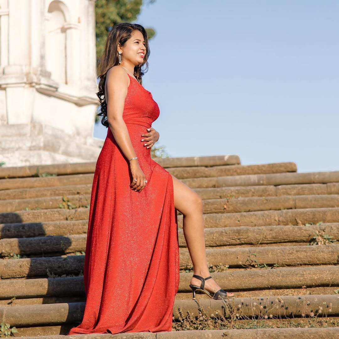 Post 10 by Purvi Bhavsar on Instagram (image)
