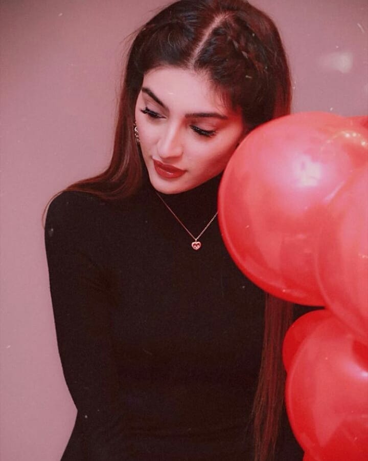 Post 3 by 🔥 A R O H I   S H A R M A 🔥 on Instagram (image)