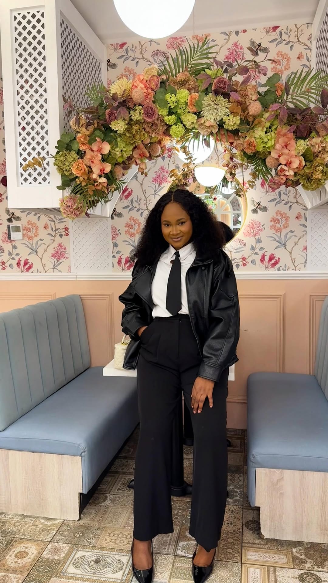 Post 4 by Salaudeen Aisha on Instagram (video)
