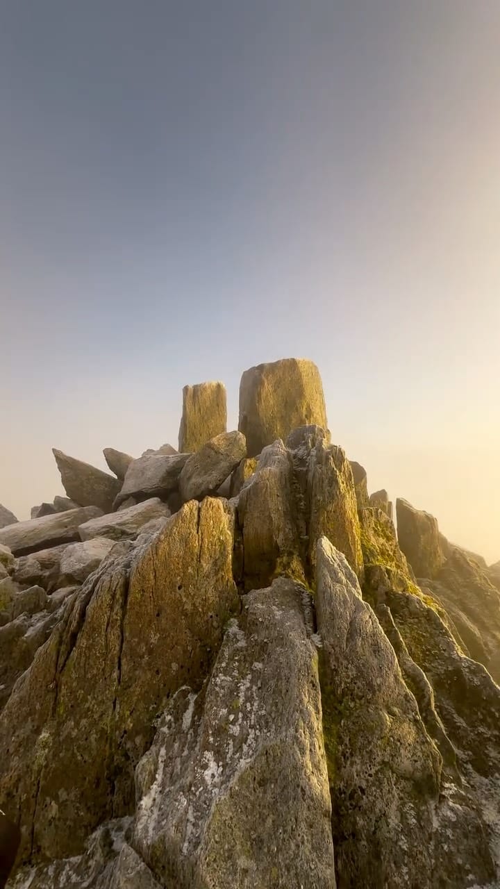 Post 10 by Sarah ~ Hiking ~ Adventure ~ Fitness on Instagram (video)