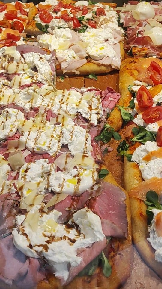 Post 3 by Caroline | Travel°Food°Experiences on Instagram (video)