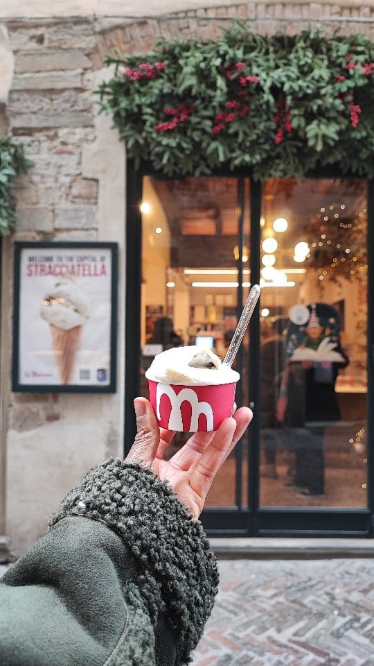 Post 4 by Caroline | Travel°Food°Experiences on Instagram (video)
