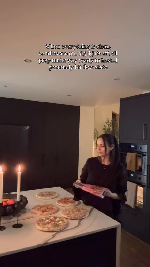 Post 4 by Nicole Corrales on Instagram (video)