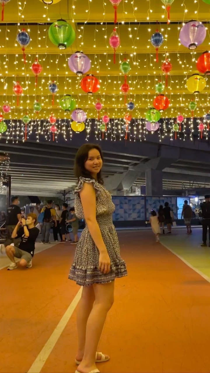 Post 2 by Hilary Chu on Instagram (video)