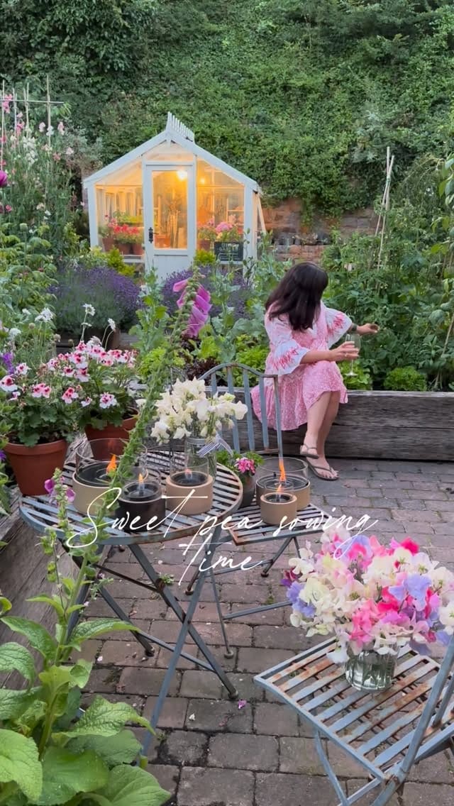Post 1 by Serena Young on Instagram (video)