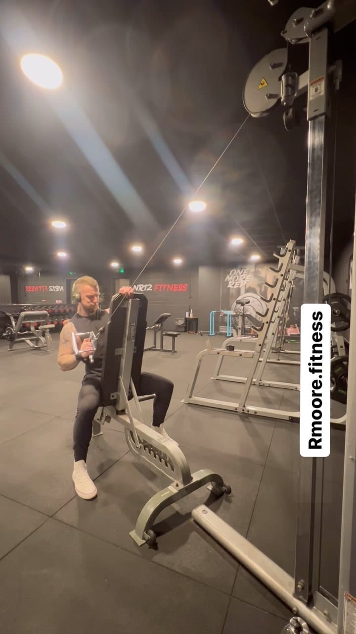Post 4 by Richard Moore on Instagram (video)