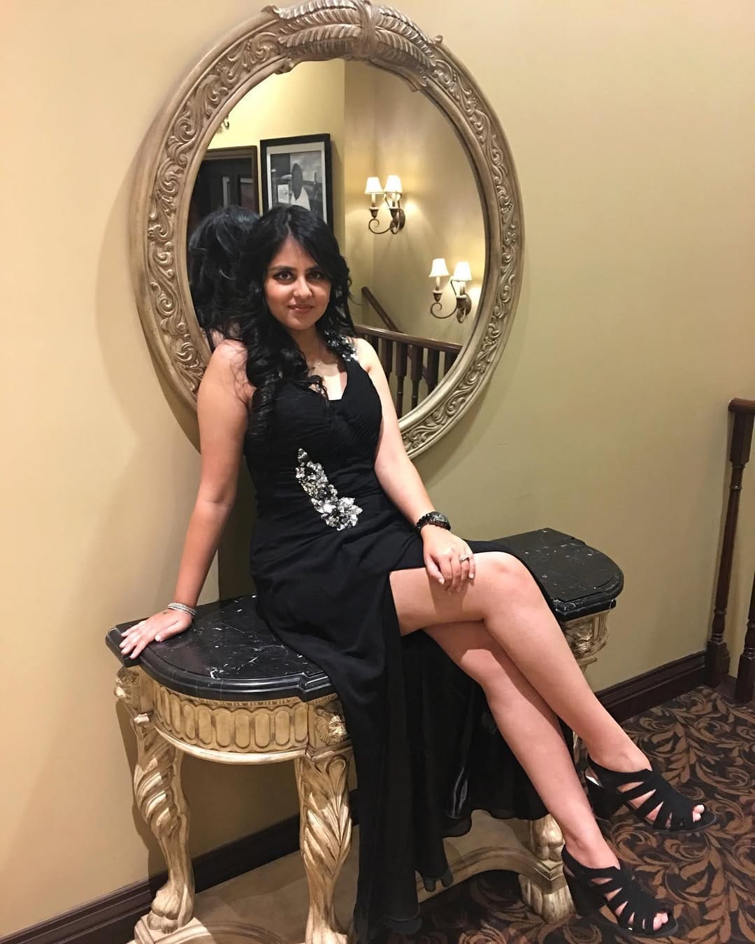 Post 10 by Kavisha Trivedi Vyas on Instagram (carousel)