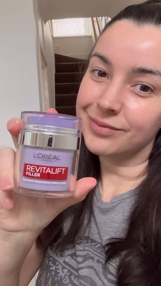 Post 4 by Tia J on Instagram (video)