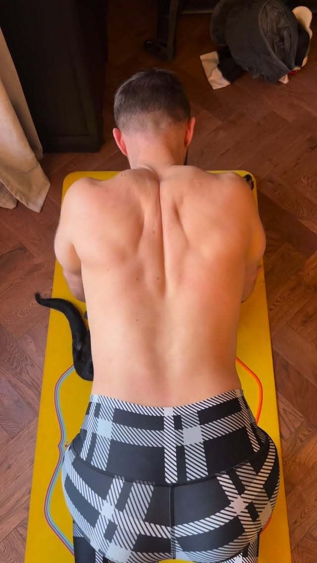 Post 4 by Finlay Thomas Wilson on Instagram (video)