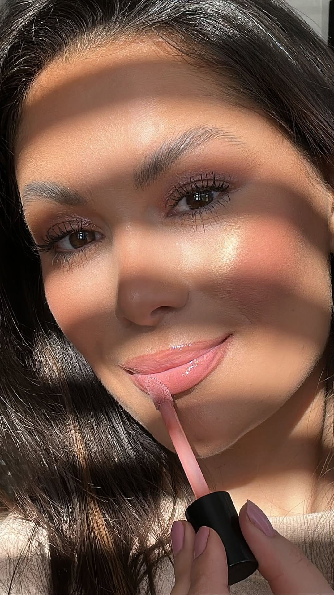 Post 9 by Beauty’s Big Sister - Daisie Smith on Instagram (video)
