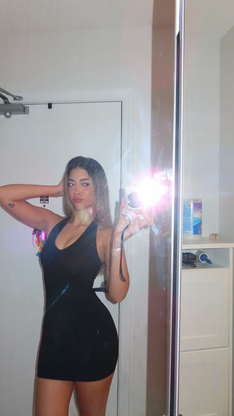 Post 3 by @_xaazxz__ on Instagram (video)
