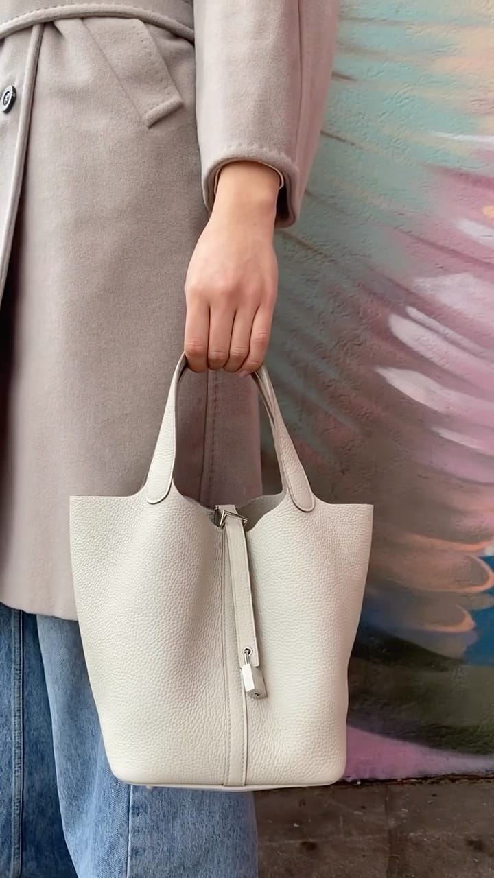 Post 3 by I MISS YOU VINTAGE INC. on Instagram (video)