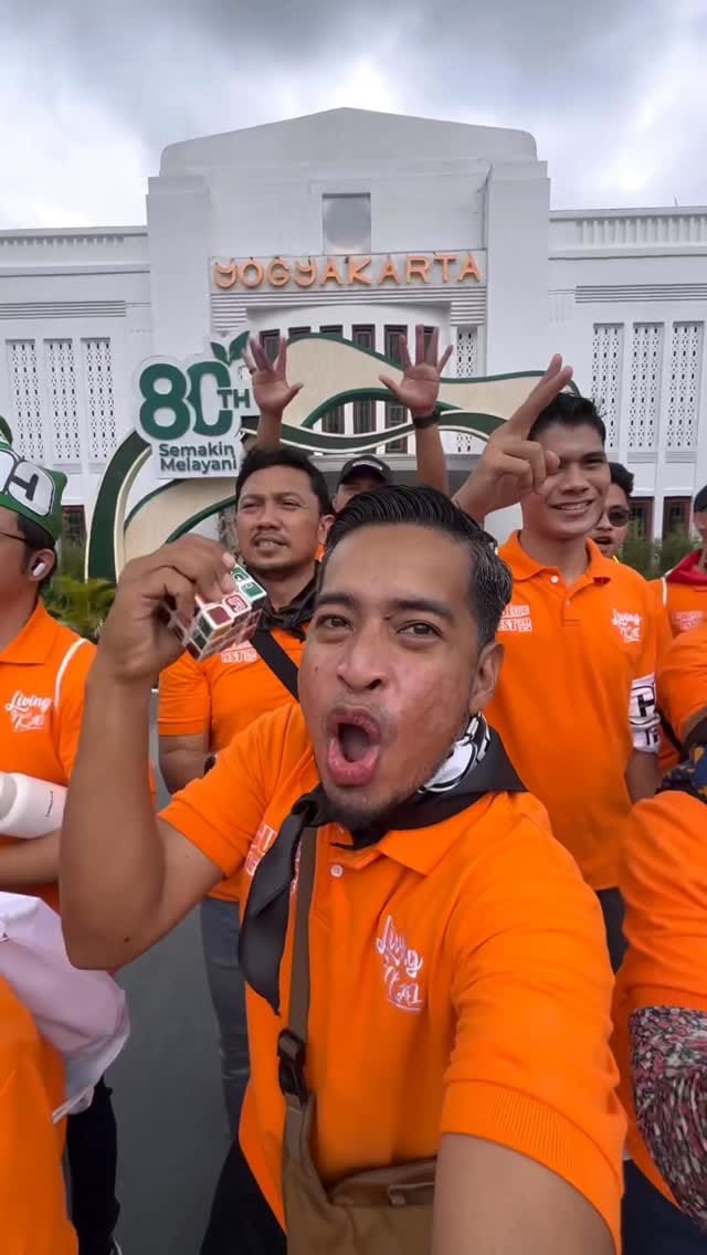 Post 10 by Afrizal Fajar Sodiq on Instagram (video)
