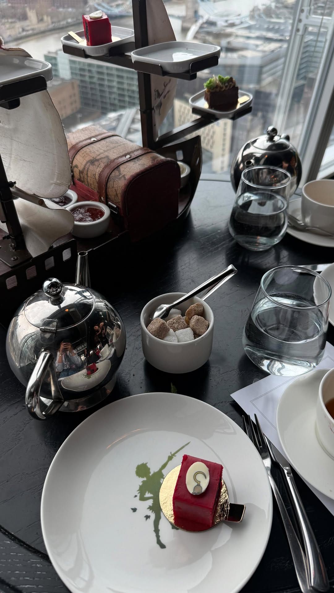 Post 4 by Mehin | Travel | Fashion on Instagram (video)