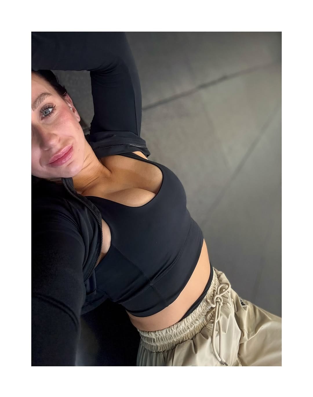 Post 8 by Jana Slosarova PT on Instagram (image)