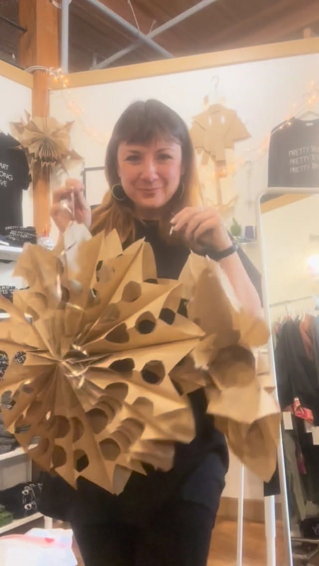 Post 9 by SARAH  SUE  DESIGN Fashion on Instagram (video)