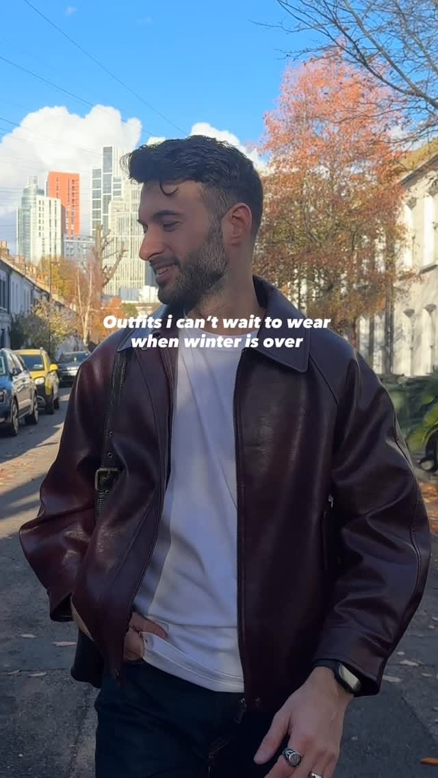 Post 7 by Aram Simonpour on Instagram (video)