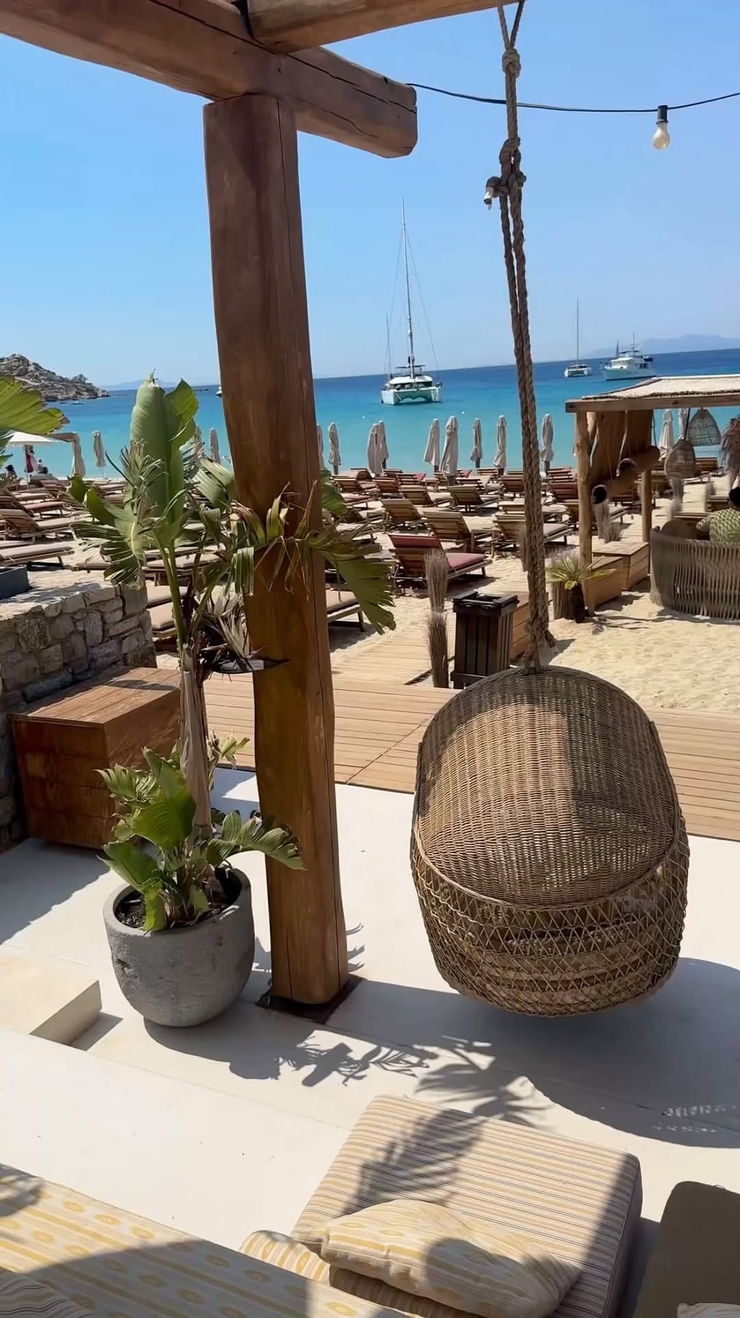 Post 1 by too.vogue.anyway I Annette | Travel Fashion Luxury 💎 on Instagram (video)