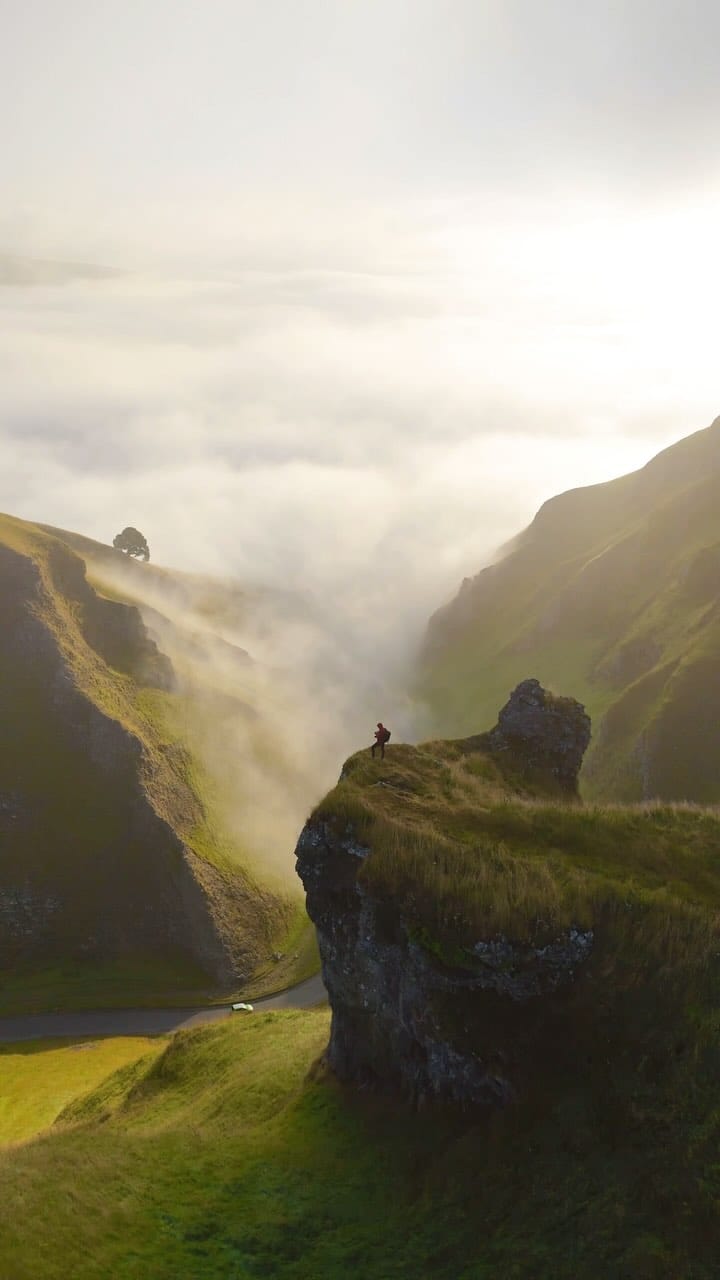 Post 4 by Merve Cevik on Instagram (video)