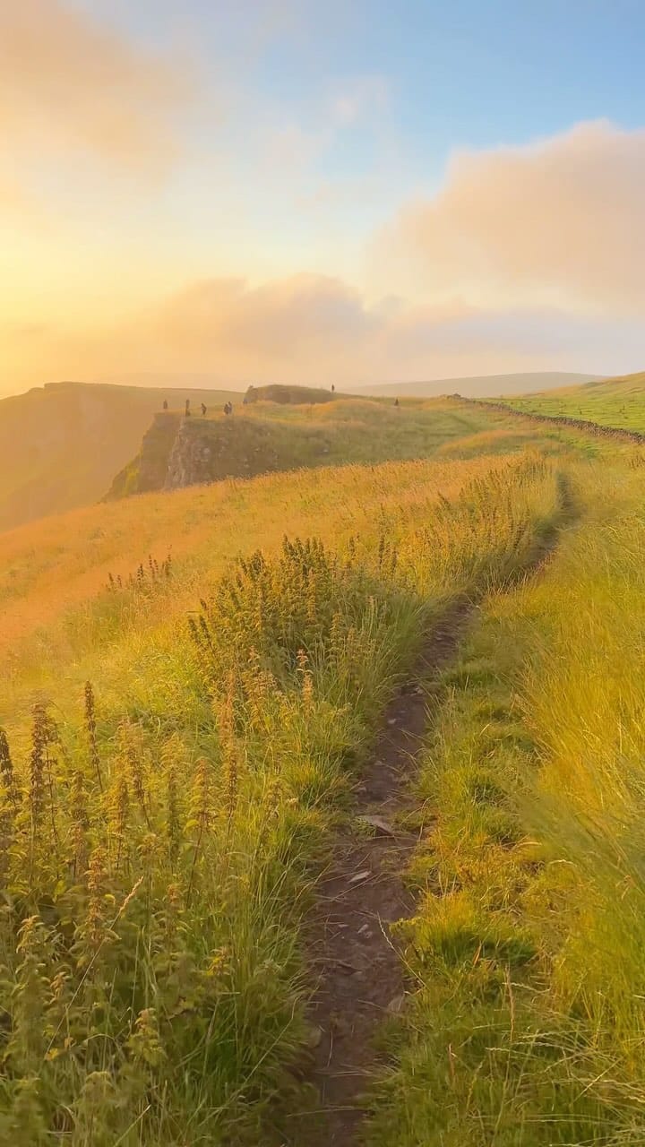 Post 3 by Merve Cevik on Instagram (video)