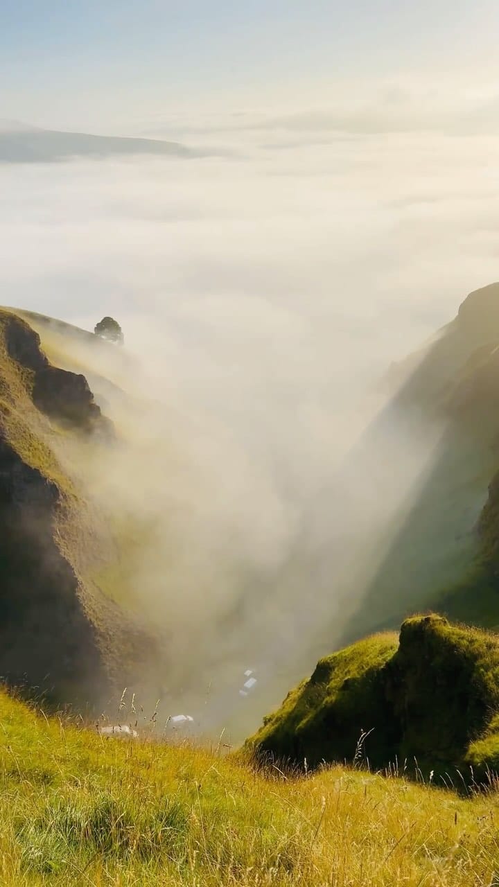 Post 6 by Merve Cevik on Instagram (video)